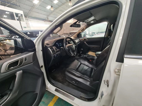 Ford Ranger Limited 4x4 3.2L