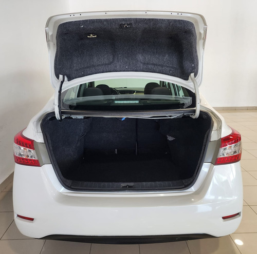 Nissan Sentra 1.8 Advance At
