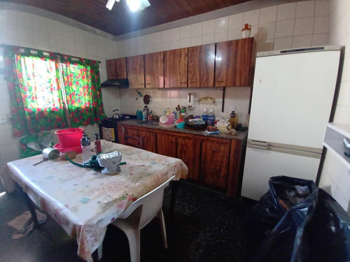 Imagen 8 de 16 de Casa En Venta En Gregorio De Laferrere