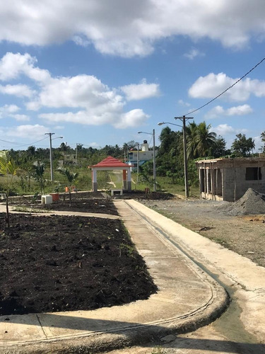 Imagen 9 de 16 de Solar De 187 M2 Barato Con 1000 Pesos Menor Por M2 829-456-8443 Tiene Su Título De Propiedad Al Día Y Deslinde Puedes Empezar A Construir Con El Pago De Rd$143,990 De Inicial