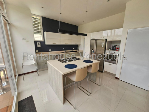 Dc Casa En Alquiler En Alto Hatillo 25-7287 Yf