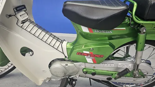 C 90 Honda Modelo 1996