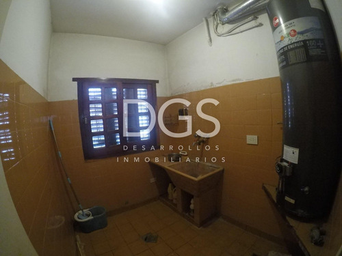 Casa 5 Ambientes En Venta En Banfield