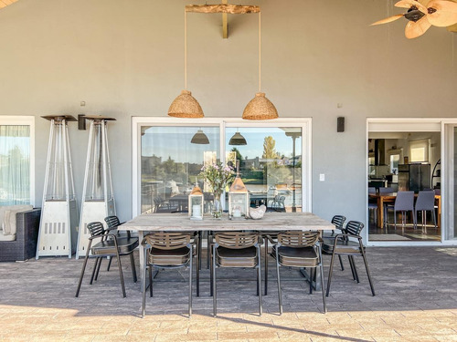 Imagen 24 de 30 de Casa A La Venta Al Río - Barrio San Isidro Labrador- Benavidez-tigre