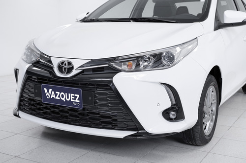 Toyota Yaris 1.5 107cv Xls Sedan