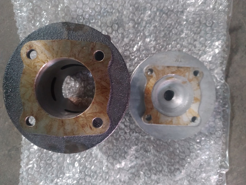 Imagen 3 de 4 de Tapa Del Cilindro Desmalezadora Toyama Tg40cc Tg 50cc