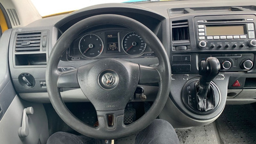 Imagen 9 de 13 de Volkswagen Transporter 2.0 Cargo, Diesel, Automati Mod. 2015