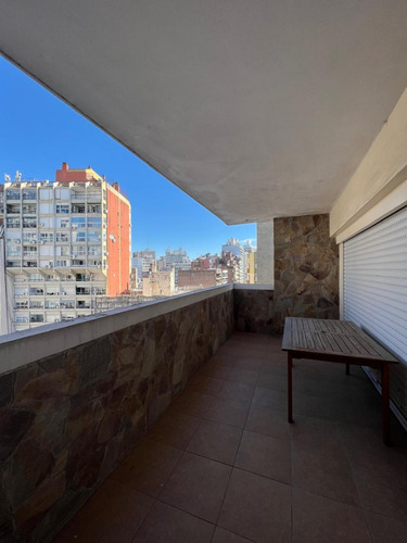 Venta. Departamento 3 Dormitorios. Vista Al Rio. Suite. Cochera. Baulera. Excelente Calidad. Retasado