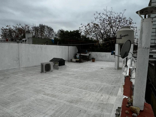 Ph En Venta - 2 Dormitorios 1 Baño - Cochera - 192mts2 - Paternal