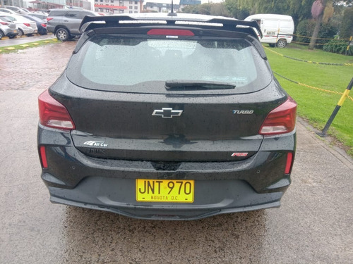 Chevrolet Onix Turbo Rs
