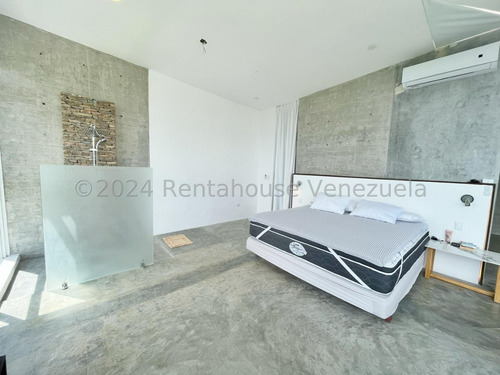 Apartamento En Alquiler Tipo Loft En Oripoto Remodelada Moderno Doble Altura Iluminada Con Hermosa Vista De 390 Mtrs2 A 10 Min De La Muralla 24-14767