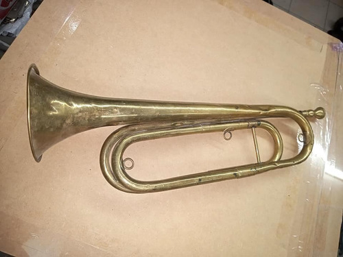 Clarin Antiguo Instrumento Musical  Viento 48 Cm De Latón