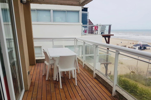 Imagen 18 de 19 de Departamento Con Excelente Ubicación Frente Al Mar En Venta