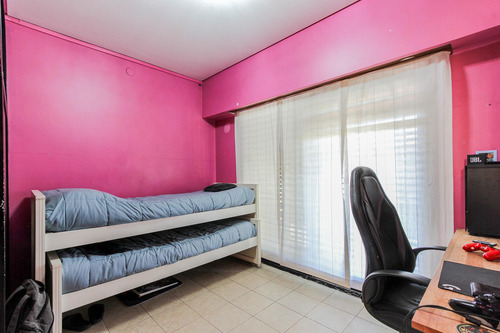 Venta Casa 5 Ambientes Cochera Y Patio - Liniers - Apto Credito