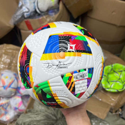 Máquina De Coser 5 Pelotas De Fútbol (pu)