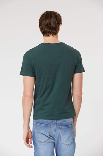 Remera Verde Manga Corta Con Estampa Penguin