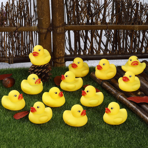 50 Piezas Float & Squeak Mini Pato De Goma Baby Bath Ducky . Color Amarillo