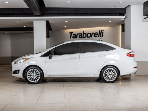 Imagen 10 de 20 de Ford Fiesta 1.6l Titanium Fiat Taraborelli San Miguel