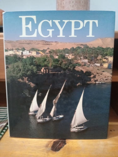 Egypt. Tiger Books International
