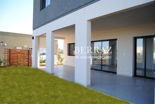 Imagen 22 de 23 de Casa Venta San Ramiro Pilar Del Este - Pilar