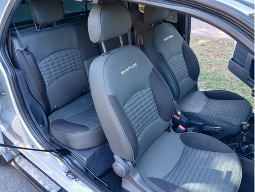 Imagen 7 de 22 de Fiat Strada 1.6 Adventure Cd Pack Top Locker 2018
