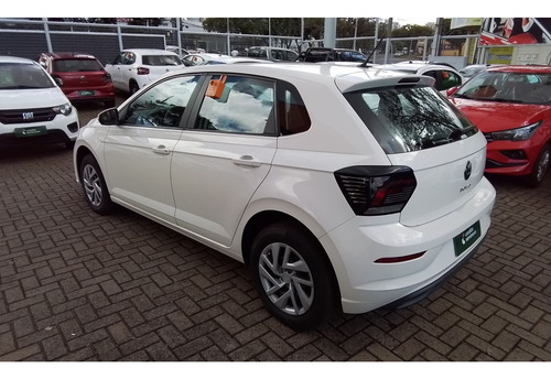Volkswagen Polo 1.0 MPI MANUAL