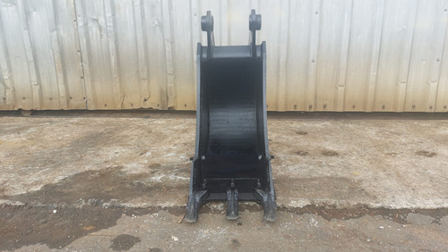 Concha Para Retroescavadeira Randon De 40cm