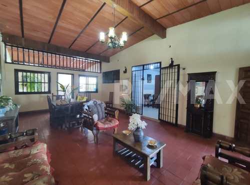 Imagen 5 de 16 de Urbanizacion El Centro, Casa En Venta