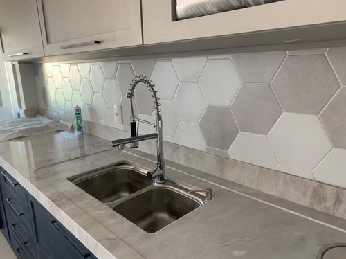 Imagem 1 de 1 de Colocacao Ceramica E Eletrica Ap Renato 401