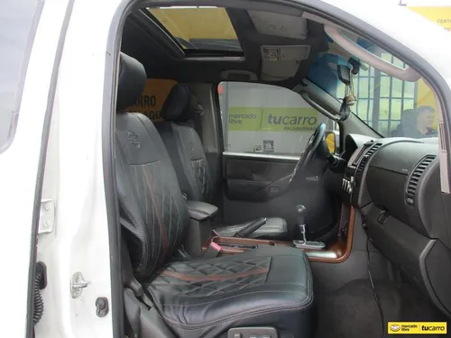 Nissan Pathfinder Le 4x4 2500cc At Aa