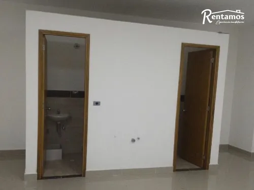 Local En Arriendo En Calle Larga. Cod A775576