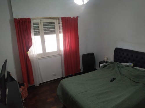 Imagen 8 de 18 de Casa Al Frente Con Departamento De Acceso Individual