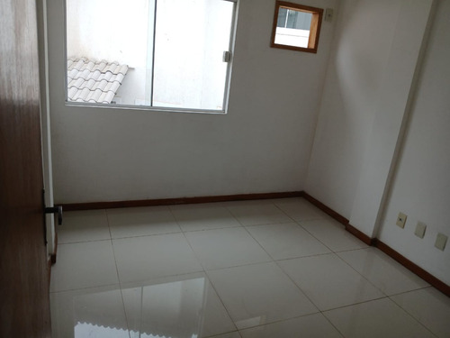 Casa De Condomínio Em Itaguaí, 2 Quartos