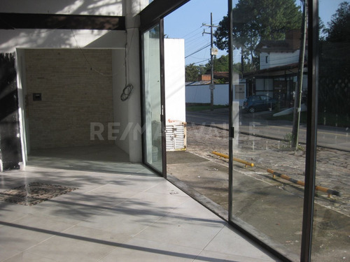 Imagen 3 de 9 de Local Comercial En Renta