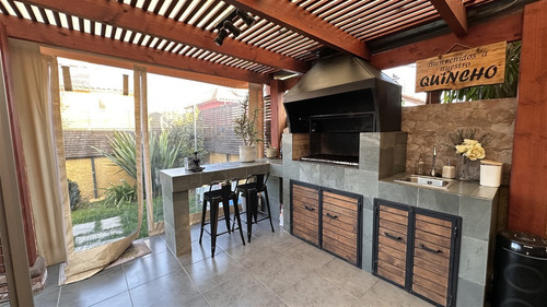 Hacienda El Peñon, Preciosa Casa Roble Condominio