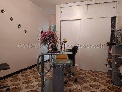 Imagen 5 de 9 de En Venta Casa En La Trinidad - Mls #21-21393 - Karina Sanchez 04143355086