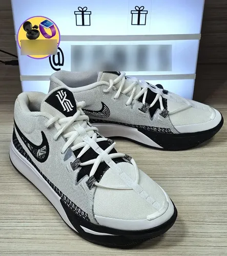 NIKE Kyrie スニーカー ホワイト ブラック Nike Kyrie Flytrap 6 Branco E Preto | MercadoLivre
