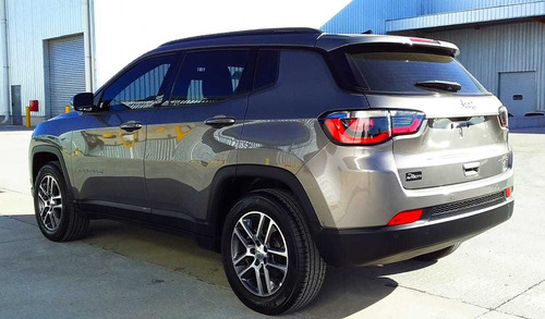 Imagen 7 de 8 de Jeep Compass 2021 2.4 Sport Manual