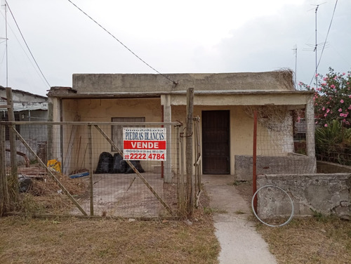 Casa Único Padrón Buena Ubicación Y Terreno Al Fondo Piedras Blancas Manga