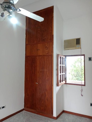 Casa En Alquiler En Yerba Buena