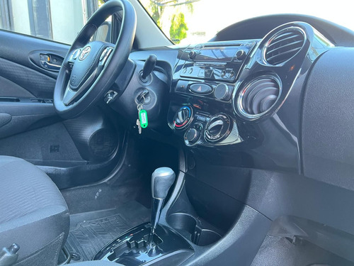 Toyota Etios XS Sedan 1.5 Flex 16V 4p Aut.
