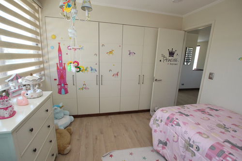Preciosa Casa En Venta En Condominio