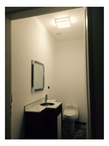 Oficina Moron Alquiler 2 Pisos De 300 M2 Cada Piso