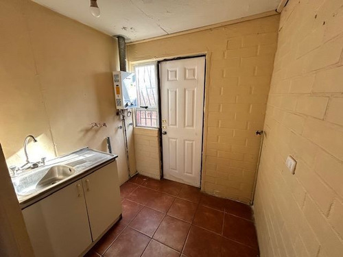Casa En Venta De 2 Dorm. En Maule