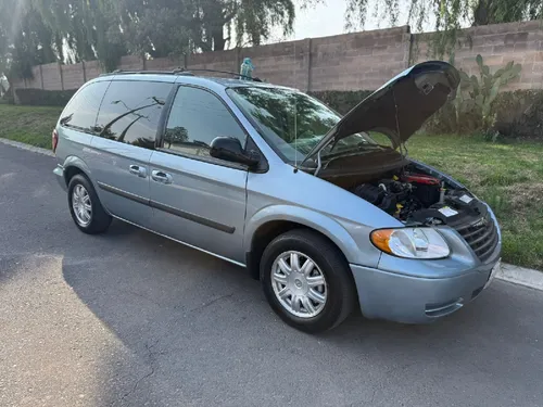 Chrysler Voyager Lx At