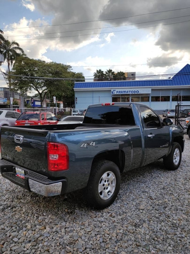 Imagen 4 de 8 de Chevrolet Silverado 2013