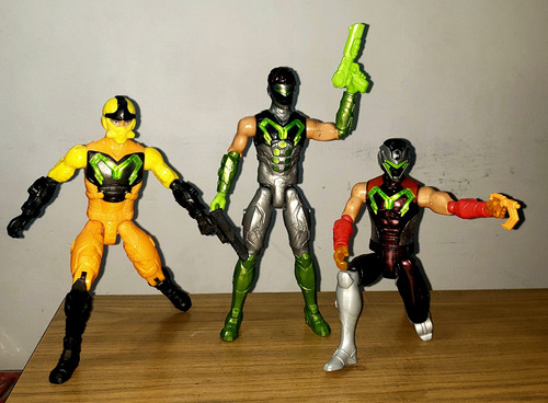 Terrorax Dragon Max Steel Lobo Extroyer Mega (Usado)