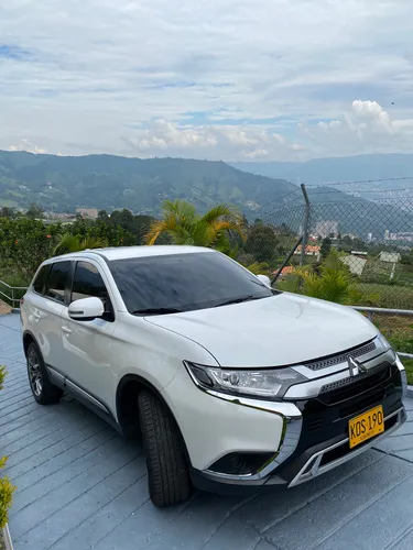 Mitsubishi Outlander Kaiteki Outlander kaiteki