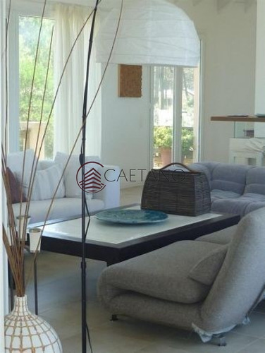 Excelente Propiedad En Barrio Privado De Gran Categoría -ref:211