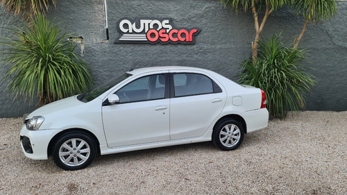 Toyota Etios Xls 6m/t Linea Nueva 28.000km 4p